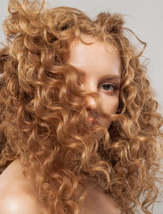 Definierte, enge Locken