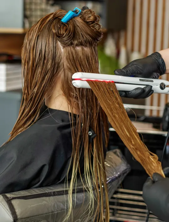 Brasilianische Haarglättung